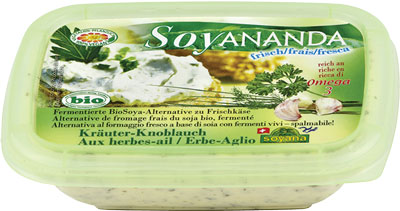 Fermented vegan organic alternative to cream cheese, herbal garlic Made in Schlieren-Zurich from well-ripened organic soybeans from the southern side of the Alps (northern Italy), revitalized Ojas water, unhardened organic coconut oil, fresh and cold-pressed organic linseed oil and variety-specific organic ingredients
Fermented with vegan bacterial cultures, NOT pasteurized
Contains millions of live lactic acid bacteria
RICH in omega in every teaspoon -3 fatty acids
To be used like sour cream or cream cheese. Allergen: soy