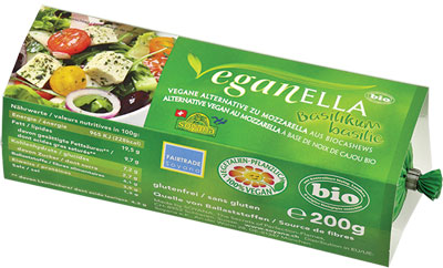 Vegan organic alternative to mozzarella, basil Made in Schlieren-Zurich from organic cashews (from Burkina Faso in Africa with Fairtrade soyana), revitalized Ojas water and variety-specific organic ingredients.