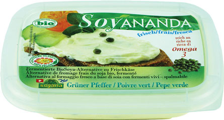 Fermented vegan organic alternative to cream cheese, green pepper Made in Schlieren-Zurich from well-ripened organic soybeans from the southern side of the Alps (northern Italy), revitalized Ojas water, unhardened organic coconut oil, fresh and cold-pressed organic linseed oil and variety-specific organic ingredients
Fermented with vegan bacterial cultures, NOT pasteurized
Contains millions of live lactic acid bacteria
RICH in omega in every teaspoon -3 fatty acids
To be used like sour cream or cream cheese. Allergen: soy