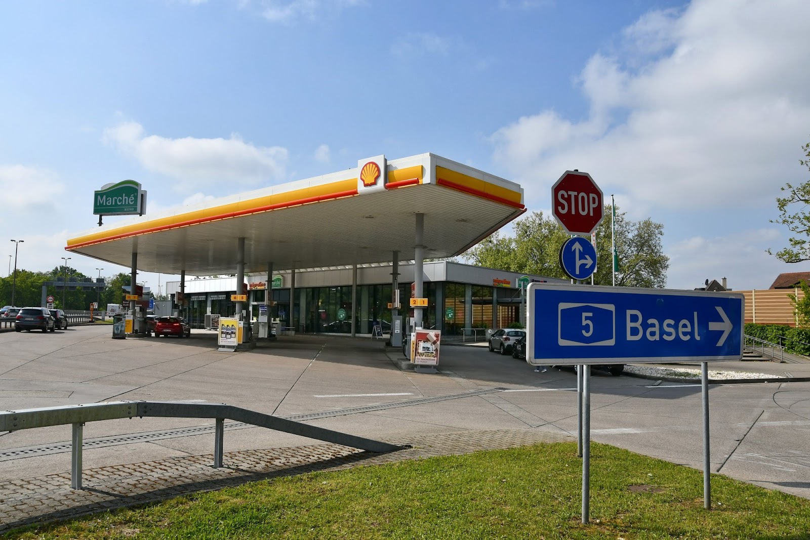 Migrolino Basel Weil A5 Autobahntankstelle Basel-Weil, 4016 Weil am Rhein, Switzerland (null)